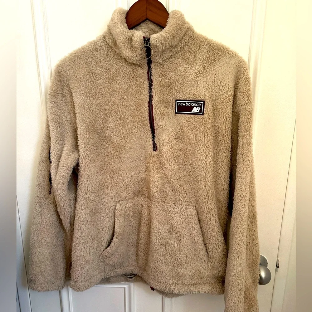 Like new New Balance Hoodie. So soft and warm - Picture 1 of 5